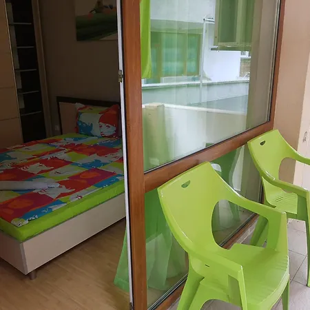 דירה Lux Apartament Stoyanovi פרימורסקו